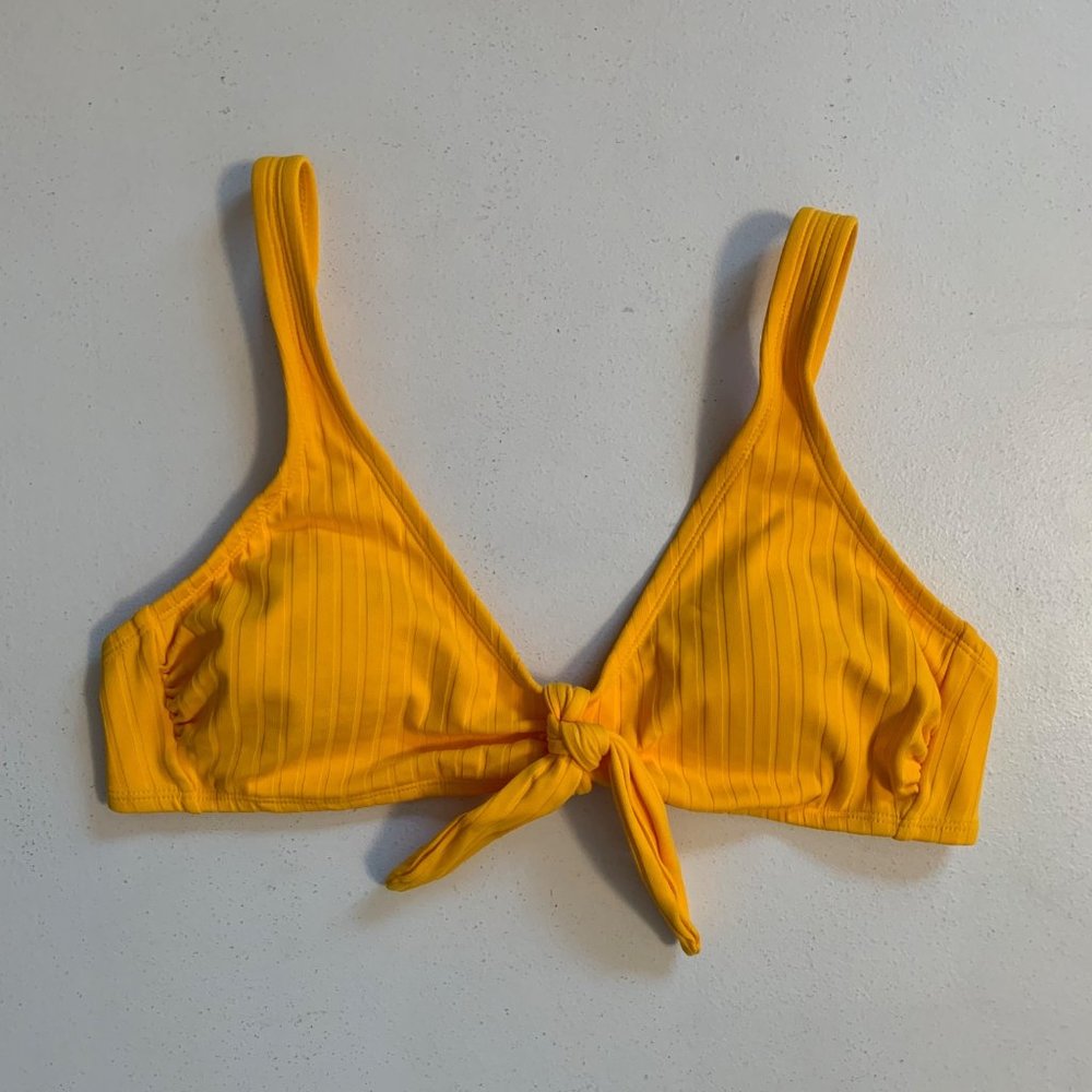 Xhilaration Gold Ribbed Tie Detail Bikini Top Juniors Size XL Swimwear NWOT